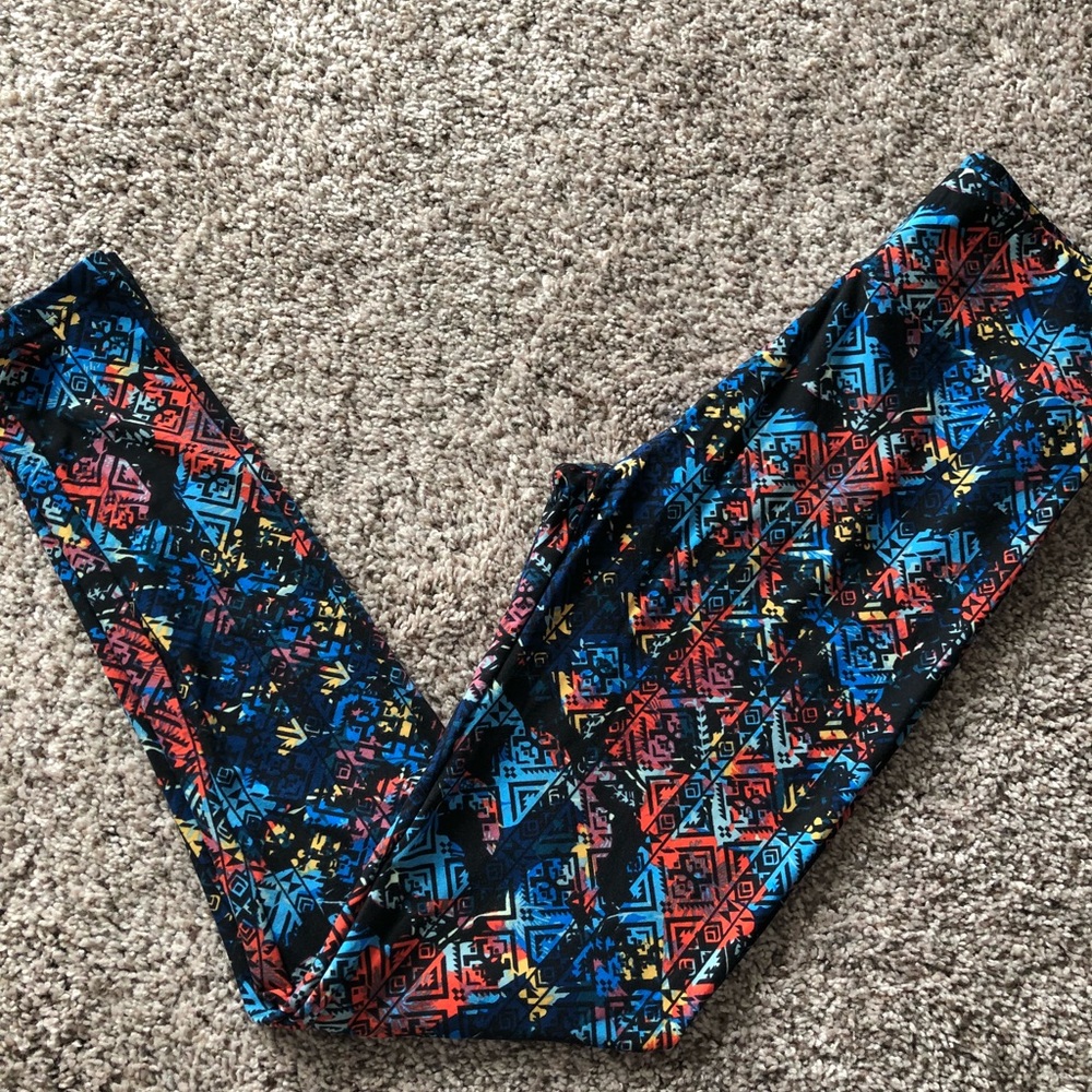NEW Lularoe leggings. OS